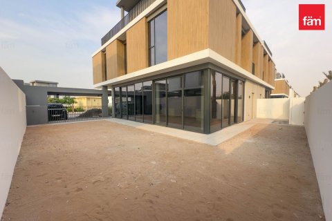 4 غرف نوم فيلا  رقم 131202 15