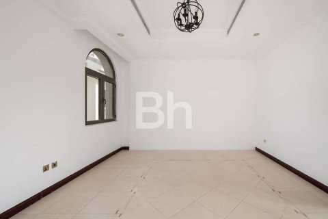 Villa de 4 dormitorios  No. 113378 10
