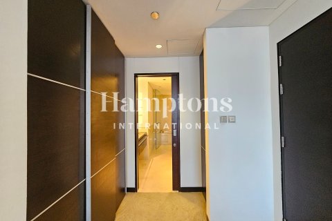Apartment de 1 dormitorio en The Address Dubai Marina, UAE No. 160209 9