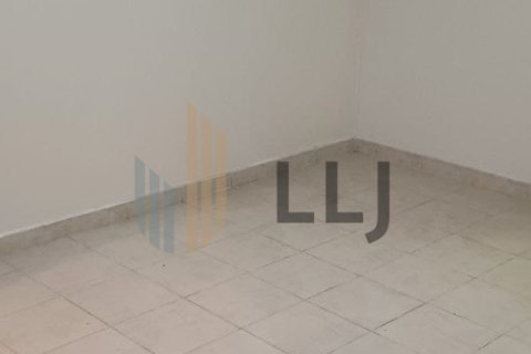 Villa de 3 chambres à Abu Dhabi, UAE No. 101989 4