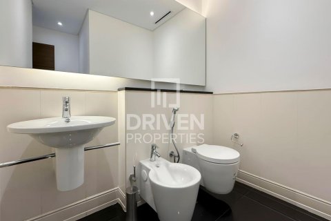 Villa de 6 dormitorios en Signature Villas, UAE No. 202845 24
