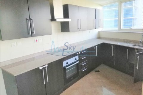 2 bedrooms Apartment in Jumeirah Lake Towers, UAE No. 105129 11