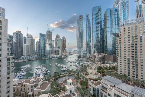 Apartment de 1 dormitorio en Emaar 6 Towers, UAE No. 162132 11