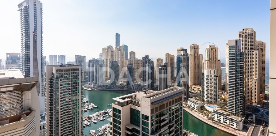 Квартира с 4 спальнями в West Avenue Tower, ОАЭ №162130