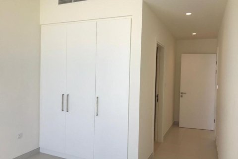 Вилла с 3 спальнями в EMAAR South, ОАЭ №137540 9