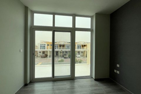 Квартира с 3 спальнями в DAMAC Hills (Akoya by DAMAC), ОАЭ №137539 17