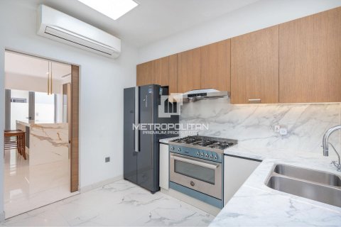 Villa de 4 dormitorios No. 128637 13