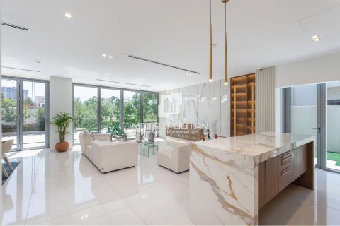 Villa de 4 dormitorios No. 128637 4