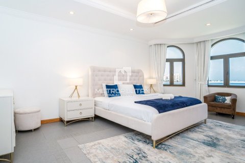 4 غرف نوم فيلا  رقم 128641 22