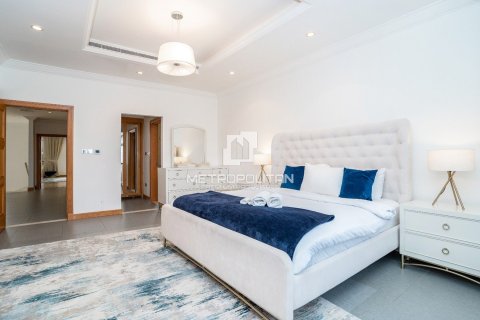 4 غرف نوم فيلا  رقم 128641 21