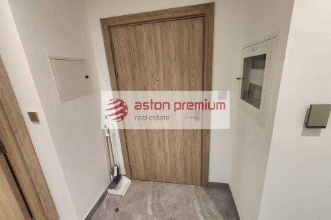 Studio Apartment in Business Bay, UAE No. 202997 7