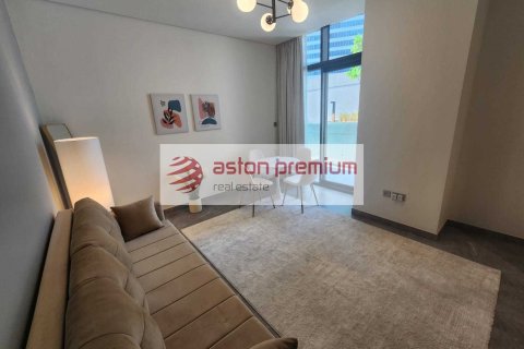 Studio Apartment in Business Bay, UAE No. 202997 3