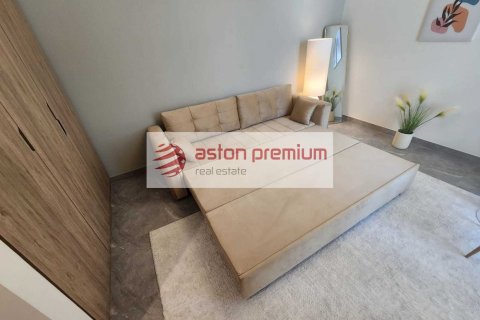 Studio Apartment in Business Bay, UAE No. 202997 5