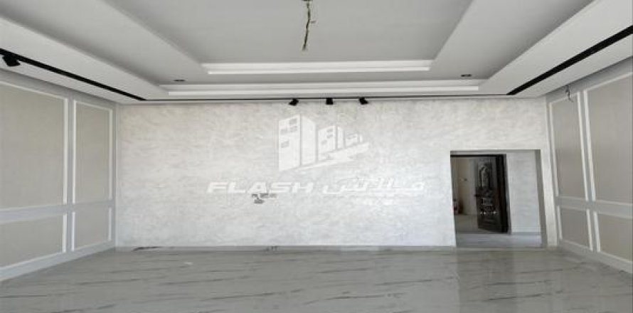 Вилла с 4 спальнями  №124521