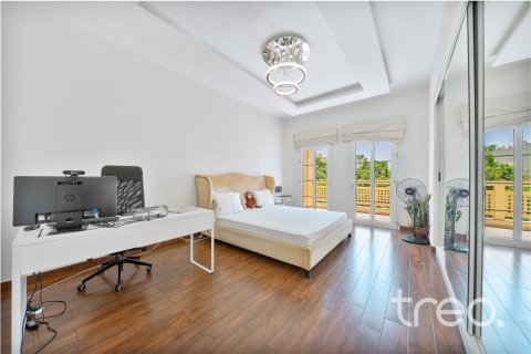 3 bedrooms Villa in The Lakes, UAE No. 188014 9