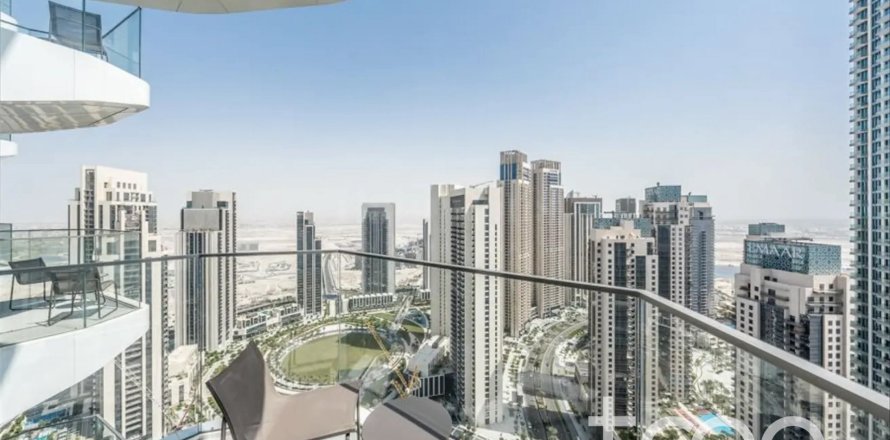 Apartment de 3 dormitorios en Address Harbour Point, UAE No. 188015