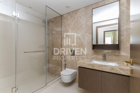 1 bedroom Apartment in EMAAR Beachfront, UAE No. 193163 3