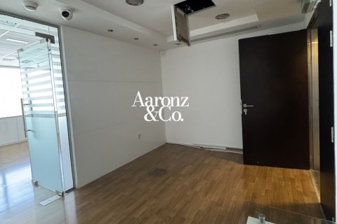 Office de 75m² en Jumeirah Lake Towers, UAE No. 162517 9