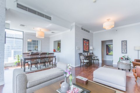 Квартира с 3 спальнями в Jumeirah Islands, ОАЭ №187026 28