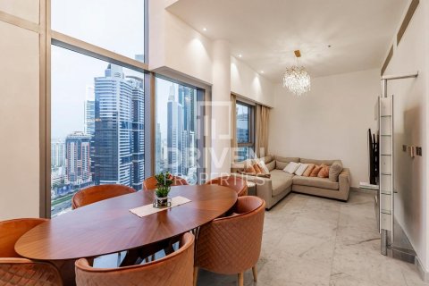 Duplex de 2 dormitorios en Central Park Tower, UAE No. 190532 3