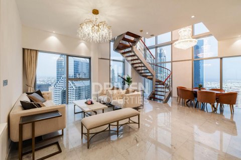 Duplex de 2 dormitorios en Central Park Tower, UAE No. 190532