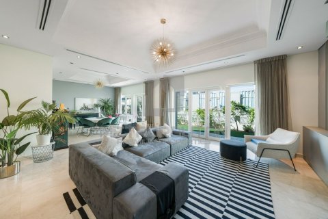 4 غرف نوم فيلا رقم 128953 2