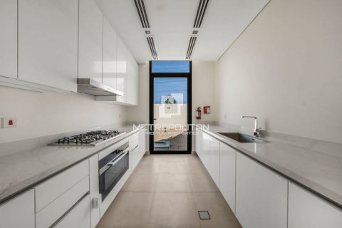 Villa de 4 dormitorios No. 128959 13