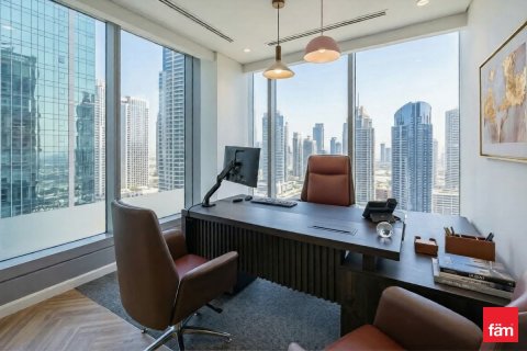 834.3m² Office in Dubai, UAE No. 148543
