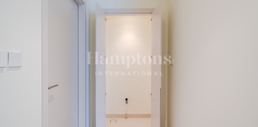 1 bedroom Apartment in Dubai Harbour, UAE No. 165131