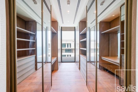 Apartment de 4 dormitorios en The Crescent, UAE No. 199238 9