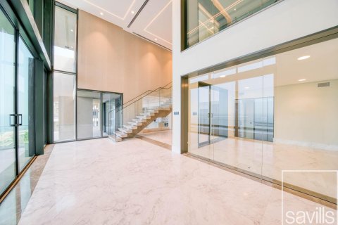 Apartment de 4 dormitorios en The Crescent, UAE No. 199238