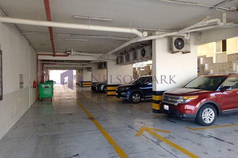 1 bedroom Apartment in Doha, Qatar No. 58375 8