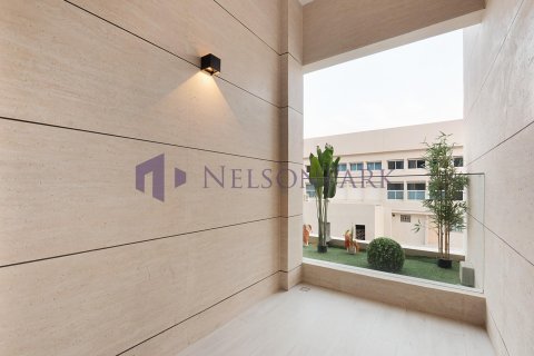 2 bedrooms Apartment in Doha, Qatar No. 58377 11