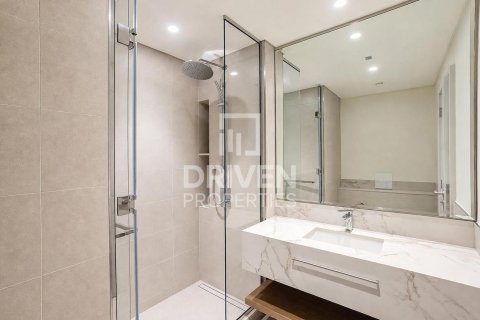 Квартира с 4 спальнями в EMAAR Beachfront, ОАЭ №192307 22