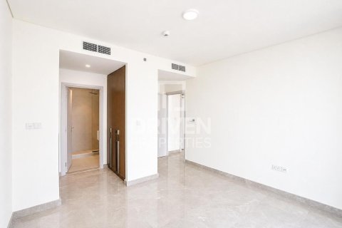 Квартира с 4 спальнями в EMAAR Beachfront, ОАЭ №192307 15