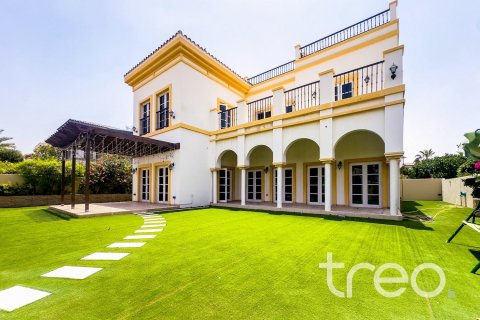 Вилла с 4 спальнями в The Villa, ОАЭ №186732