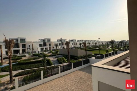 5 bedrooms Villa in Dubai, UAE No. 142726 11