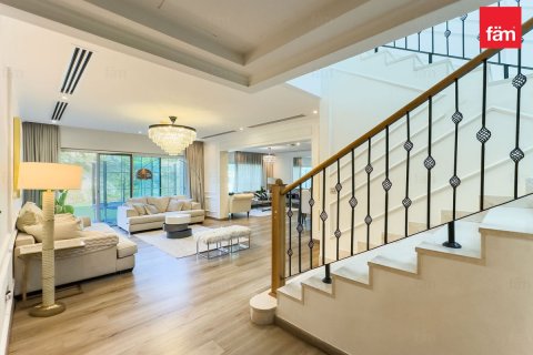 Вилла с 4 спальнями в Дубай, ОАЭ №142729 10