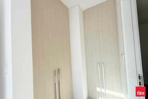 2 bedrooms Apartment in Dubai, UAE No. 161538 10