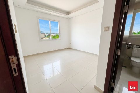 6 bedrooms Villa in Dubai, UAE No. 161539 12