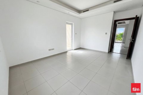 6 bedrooms Villa in Dubai, UAE No. 161539 11