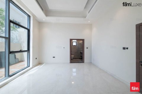 Villa de 5 dormitorios en Al Barsha, UAE No. 161537 22