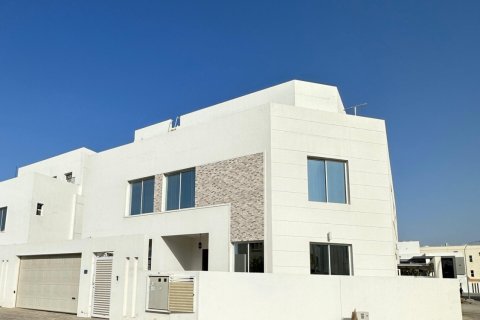 Villa Jumelée de 4 chambres à As Sib, Oman No. 98809 2