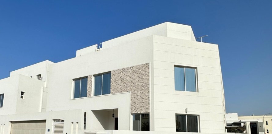 Villa Jumelée de 4 chambres à As Sib, Oman No. 98809