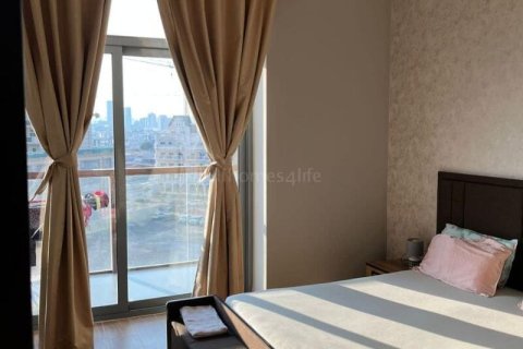 Apartment de 2 dormitorios en Arjan, UAE No. 143779 9