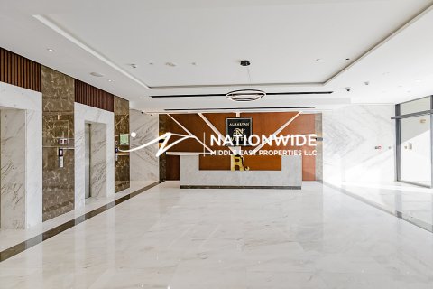 Duplex de 3 dormitorios en Abu Dhabi, UAE No. 143778 5