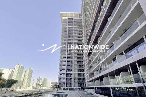 Duplex de 3 dormitorios en Abu Dhabi, UAE No. 143778 9