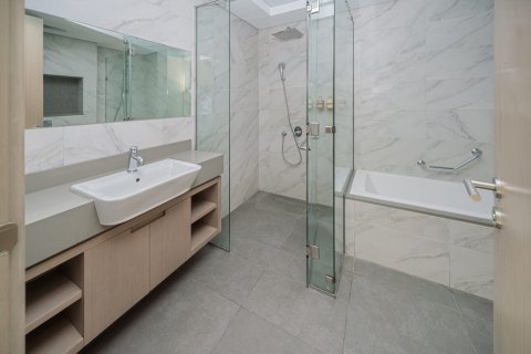 Apartment de 2 dormitorios en Al Satwa, UAE No. 143780 15