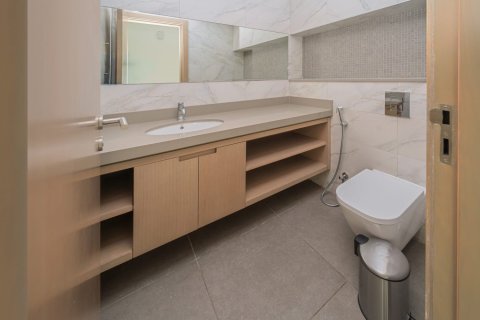 Apartment de 2 dormitorios en Al Satwa, UAE No. 143780 8