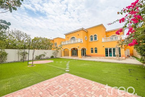 5 bedrooms Villa in Legacy, UAE No. 188097 3